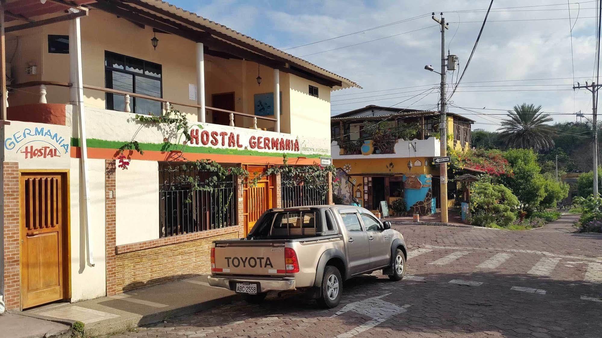 Hospedaje Germania Puerto Ayora  Extérieur photo